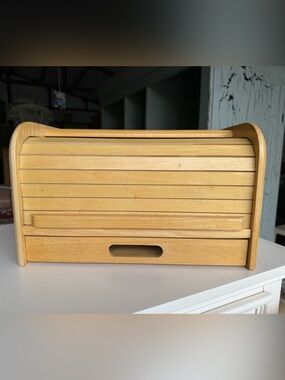 Wooden Bread Box in Light Natural Finish